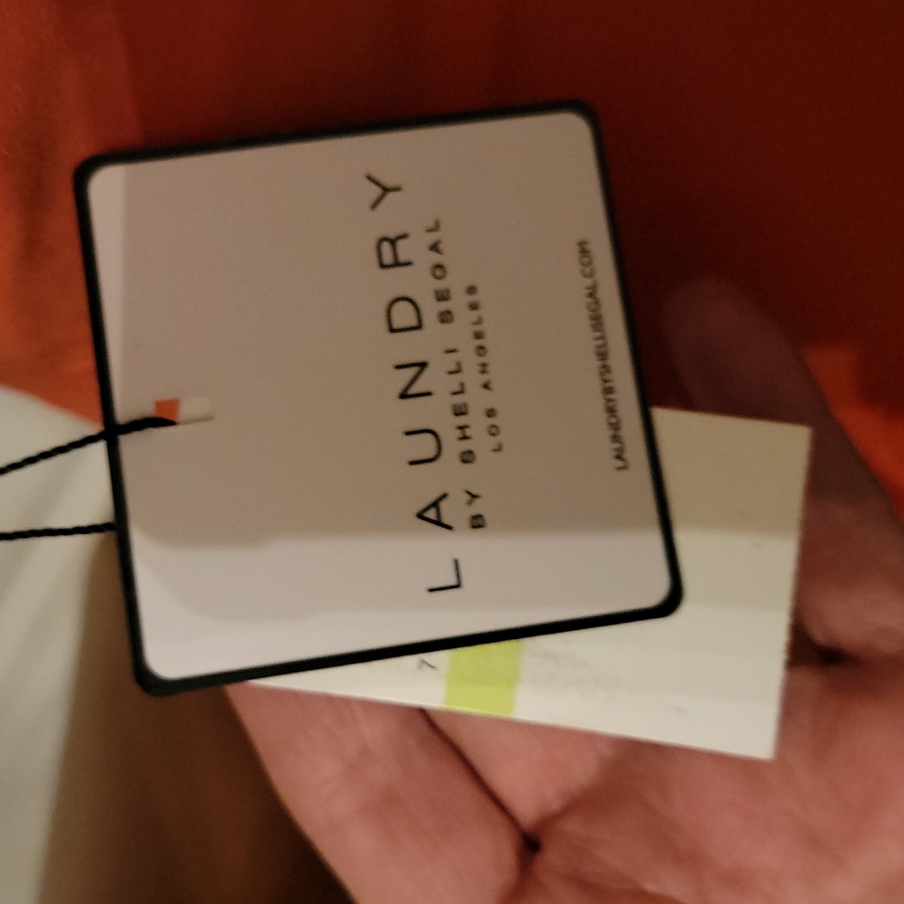 Laundry by Sheli Segal - Picture 6 of 7